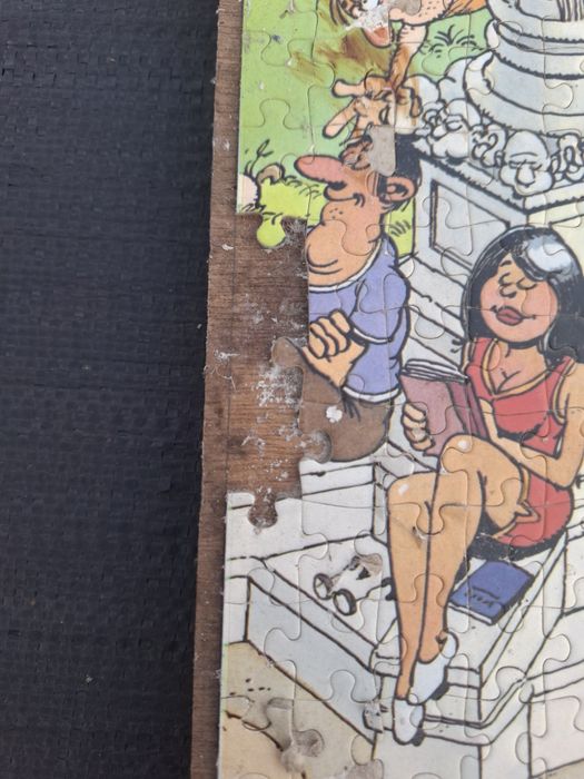 Vendo puzzle 7000 peças , com defeito