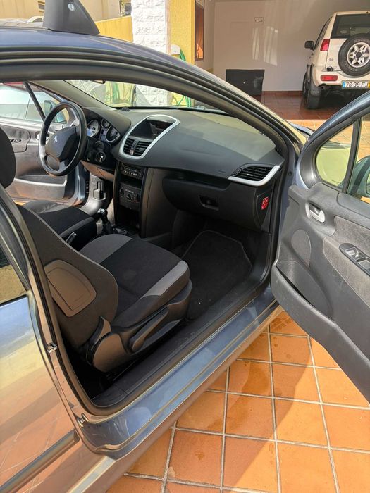 Peugeot 207 1.6 HDI