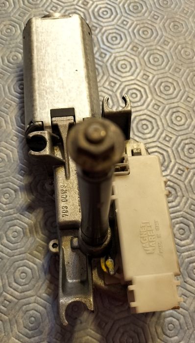 Motor limpa vidros traseiro