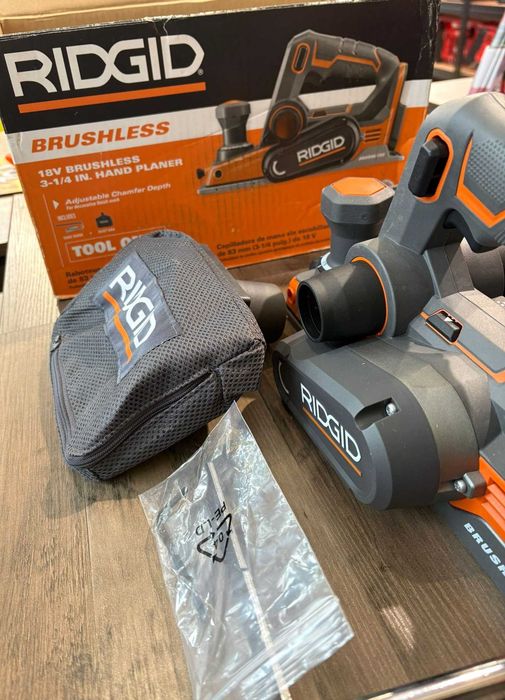 RIDGID/AEG R8481B Strug Akumulatorowy 18V Brushless 82 mm BODY