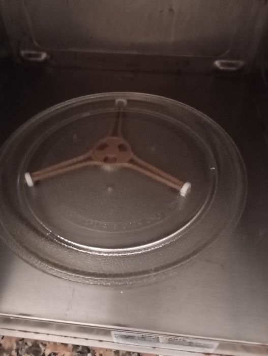 Microondas Moulinex top grill