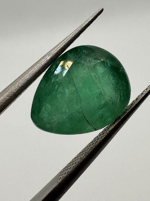 Naturalny Szmaragd z Zambii 2,87 ct Certyfikat ICA GemLab Szlif Gruszka