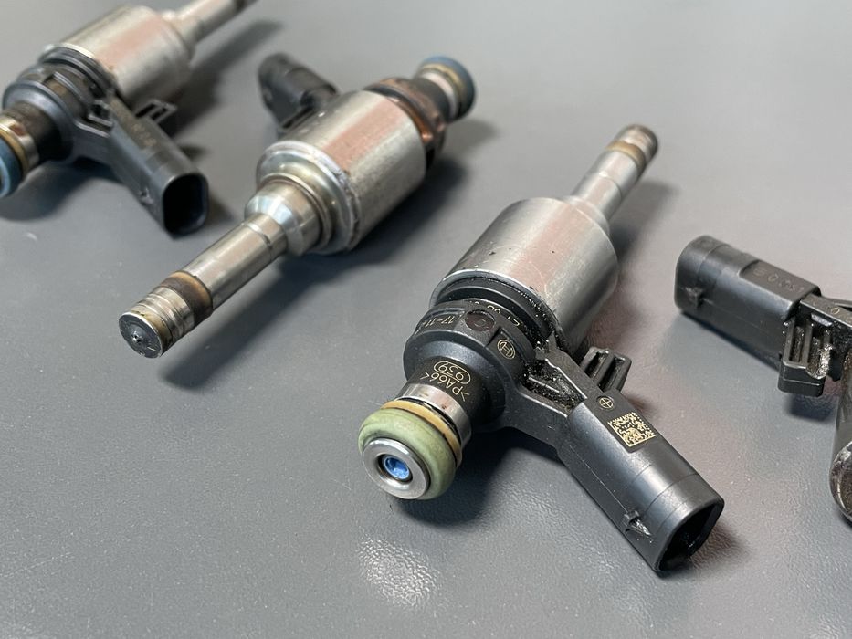 Паливна Форсунка 2.0 TFSI TSI Audi Q5 8R Ауді Ку5 Кю5 Розборка Шрот