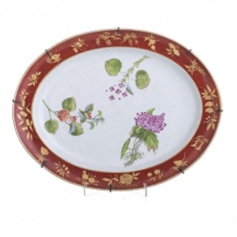 Travessa oval em porcelana C. I.