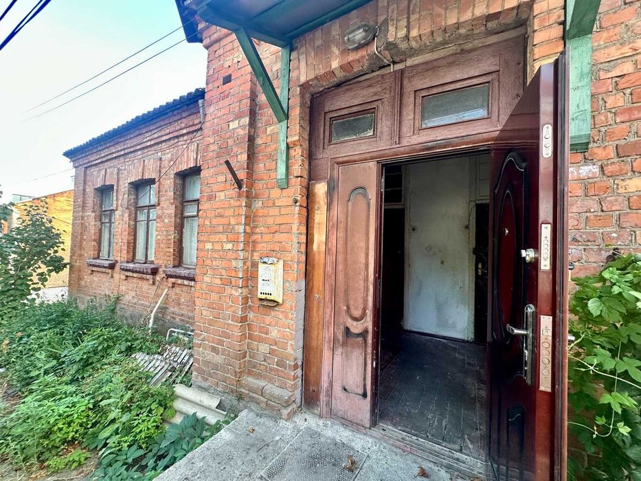 Продаж 2-кімнатної квартири в Центрі міста