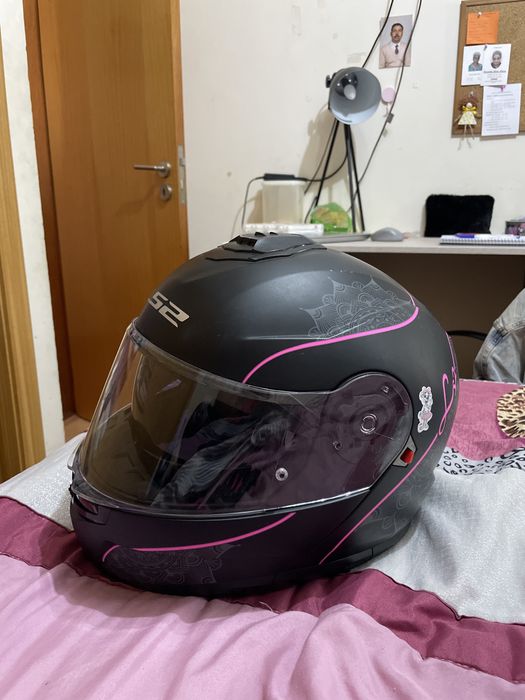 Capacete LS2 feminino