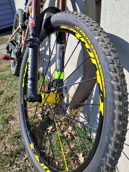 Nukeproof am 275 crossmax  hope pro 4