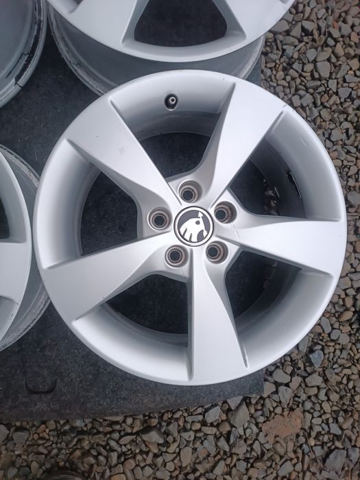 Диски 5*100 R16 SKODA оригінал
