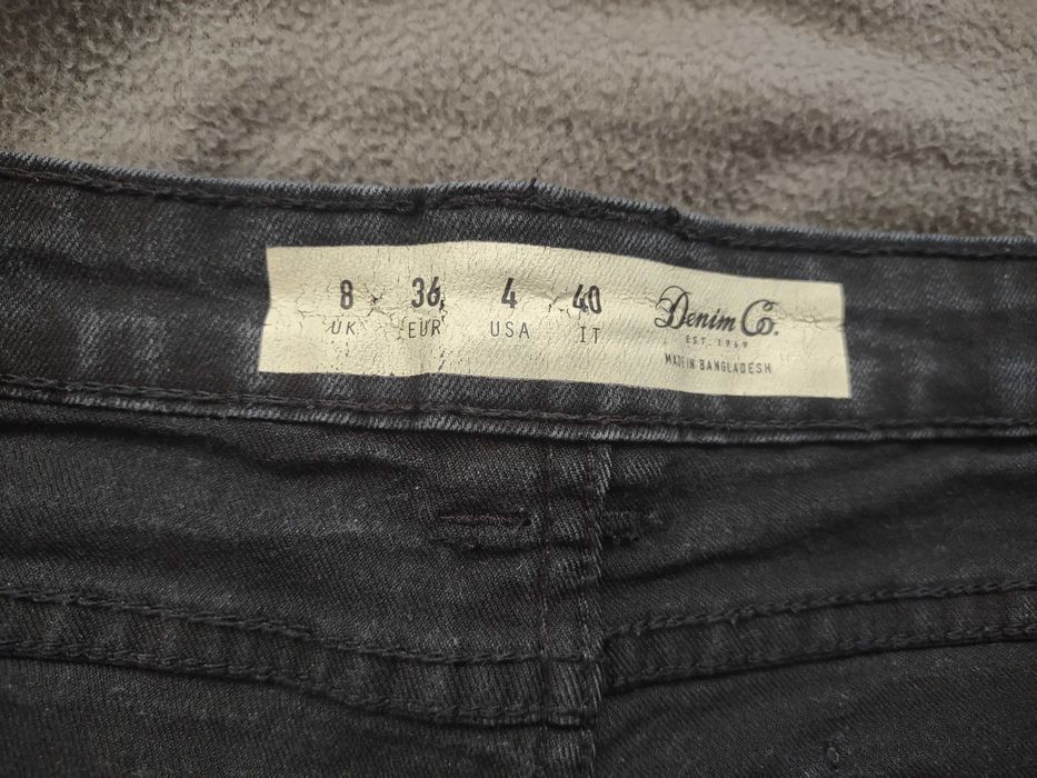 Spodnie spodenki szorty damskie młodzieżowe jeansy dżinsy denim jeans