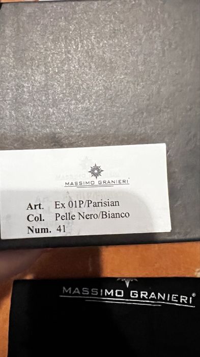 Ботінки жіночі