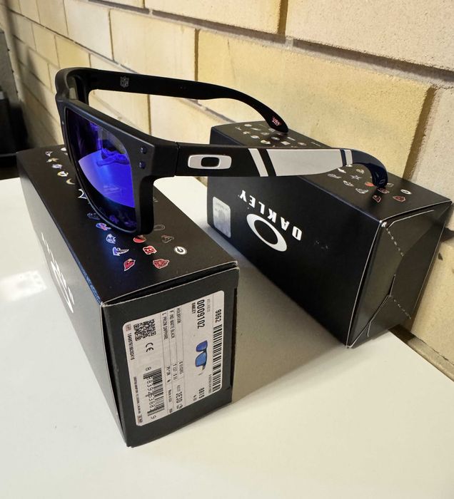 Очки Oakley Holbrook Indianapolis Colts, с линзами Prizm Sapphire Blue