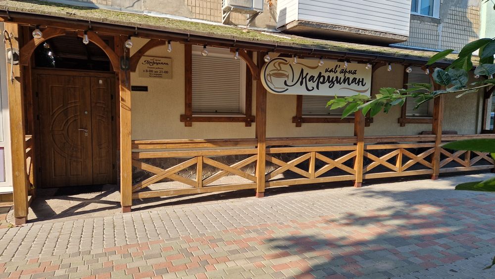 Продаж комерційної нерухомості (обладнана усім новим під кавярню)