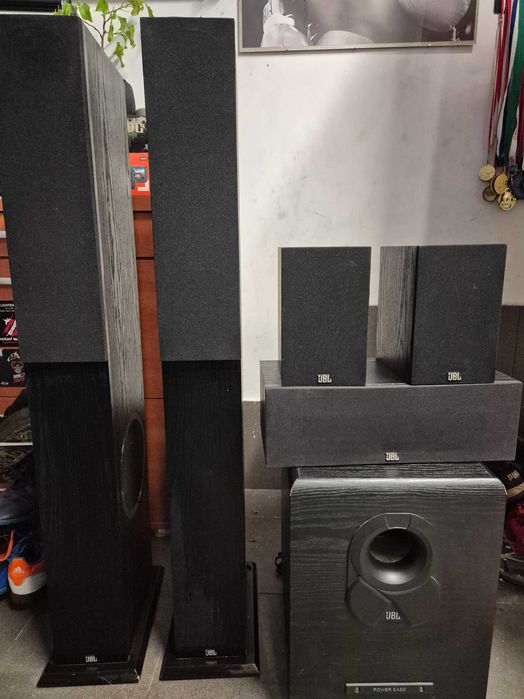 Zestaw kina domowego JBL LOFT