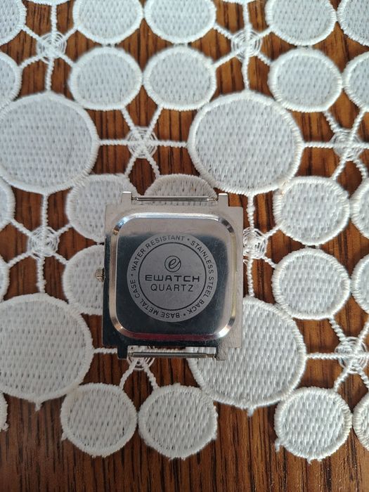 Zegarek EWATCH Quartz designerski, nietypowe szkiełko 3D, sprawny