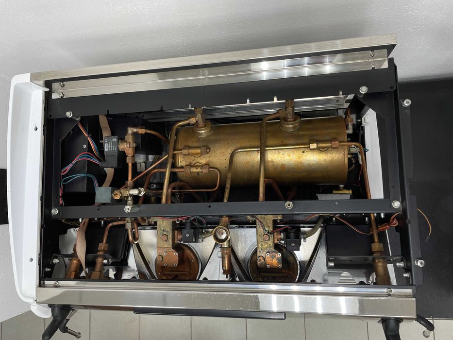 Кавомашина Nuova Simonelli Aurelia II Volumetric 2GR б/в