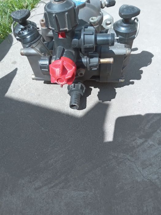 Насос італія для оприскувача мотоблока голдоні