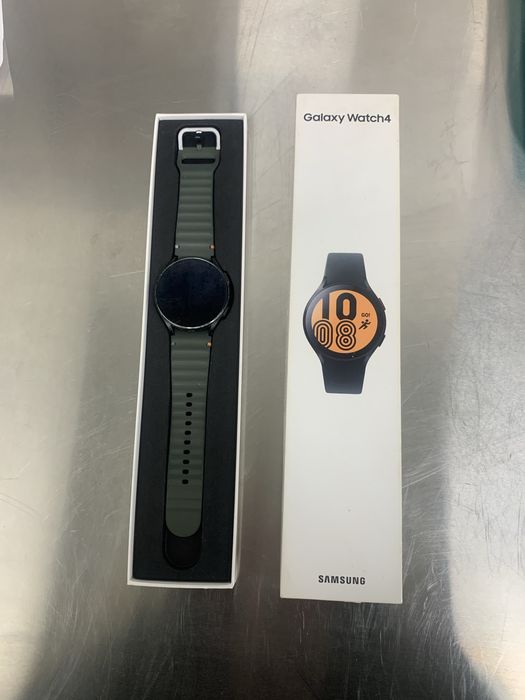 Samsung Galaxy Watch 4