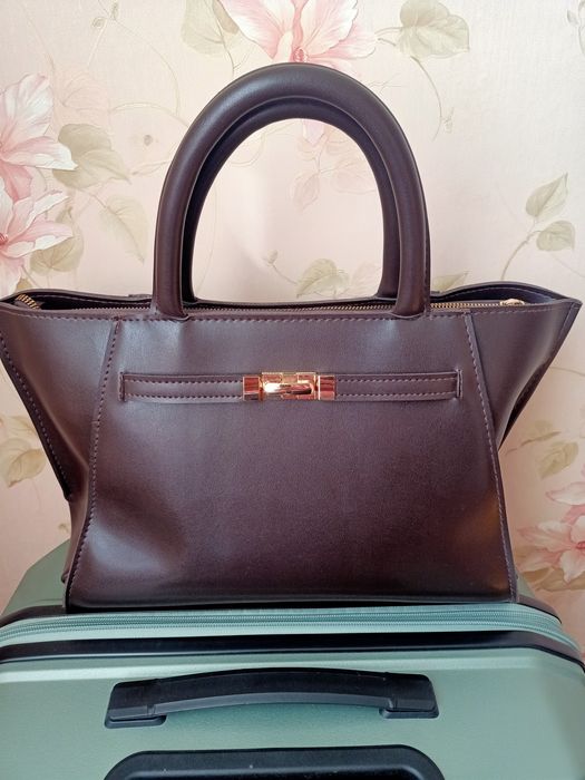 Продам нову жіночу сумку