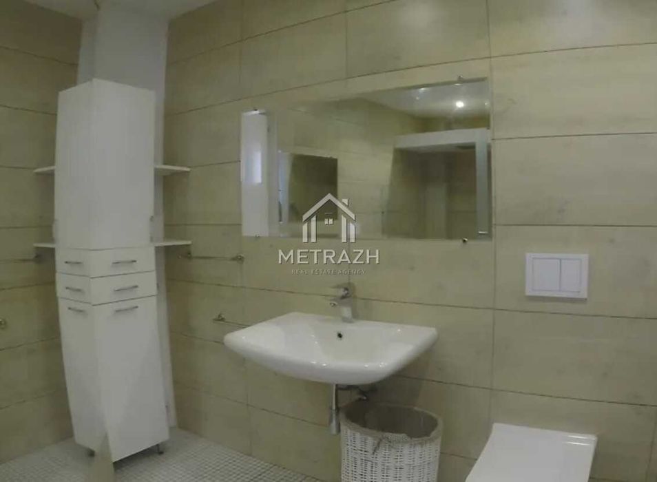 Продається 1к квартира ЖК Дмитрівська, м Централький ринок (21489)