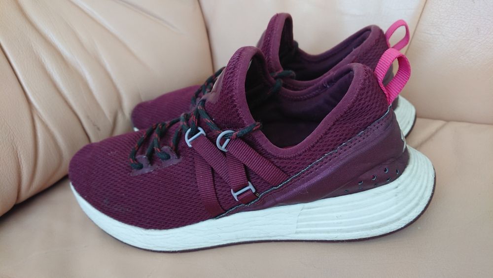 Buty sportowe do biegania rozmiar 39/25