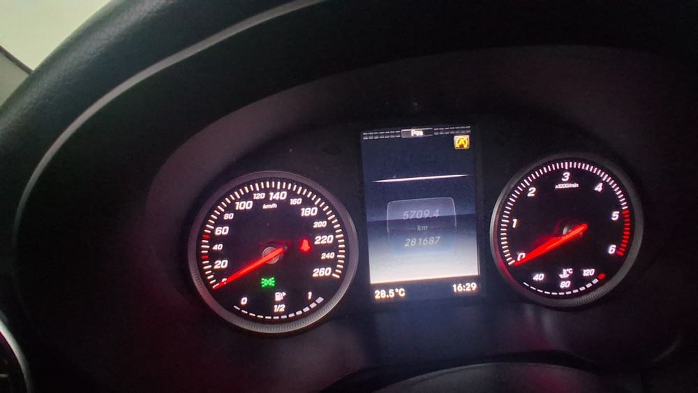 Mercedes-benz  c 200