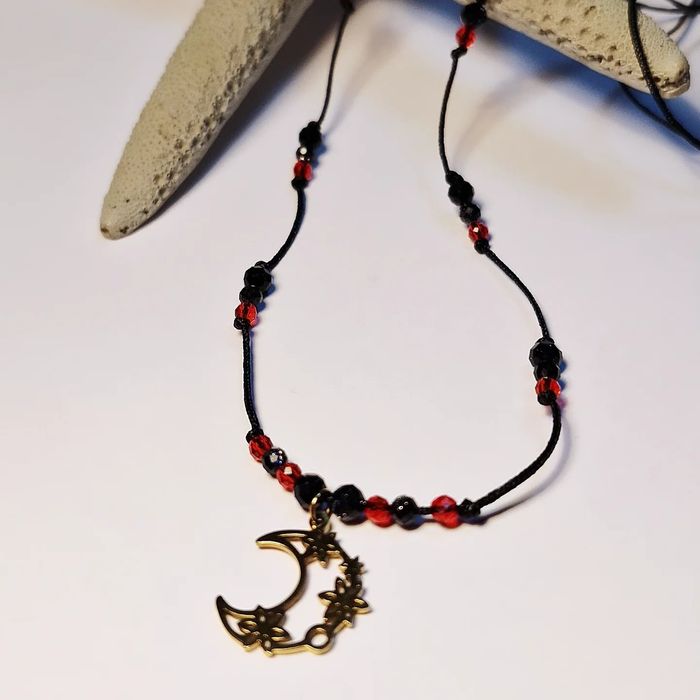 Naszyjniki z kamieniami naturalnymi