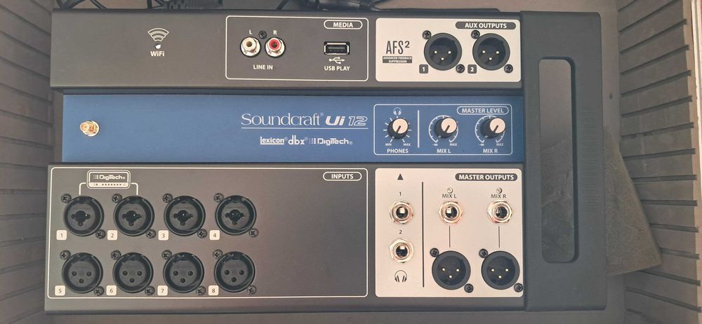 Mesa de mistrura Soundcraft Ui12