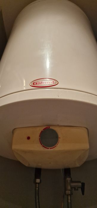 Bojler elektryczny na wodę 40L