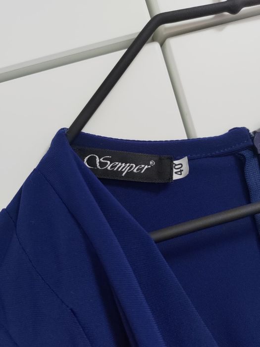 Wyszczuplająca sukienka Semper r. 40