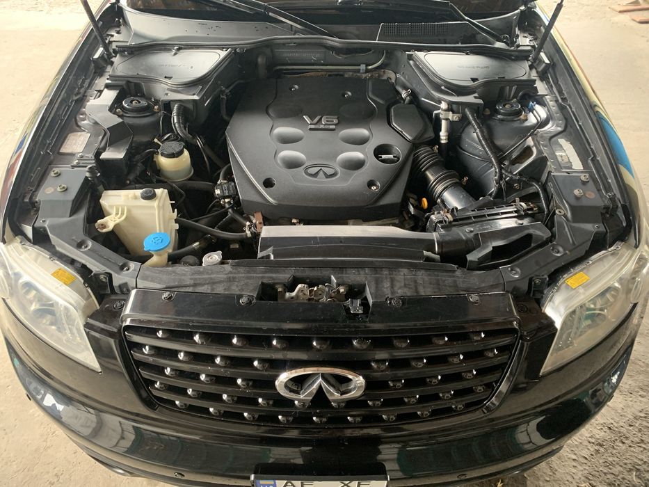 Продам хорошую Инфинити FX35