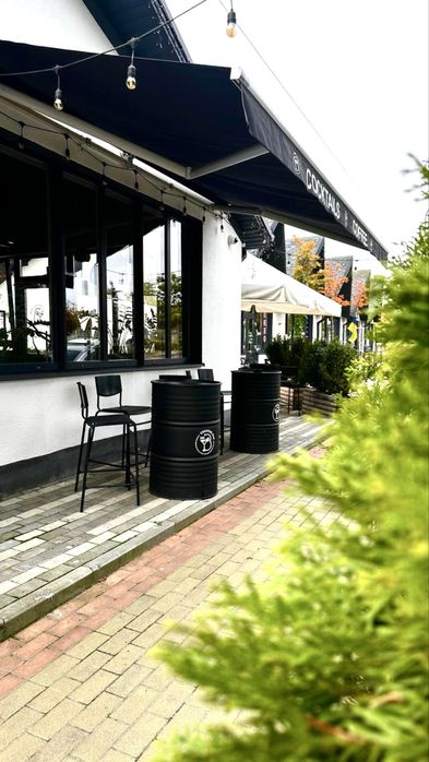 Продаж фасадного поиміщення з діючим бізнесом