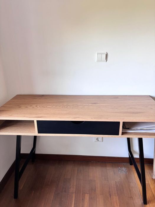Secretaria + Cadeira