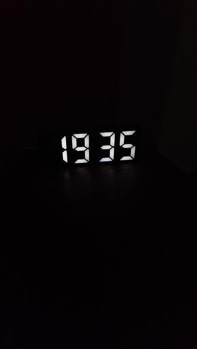 Relógio de Mesinha de Cabeceira 5 Modos