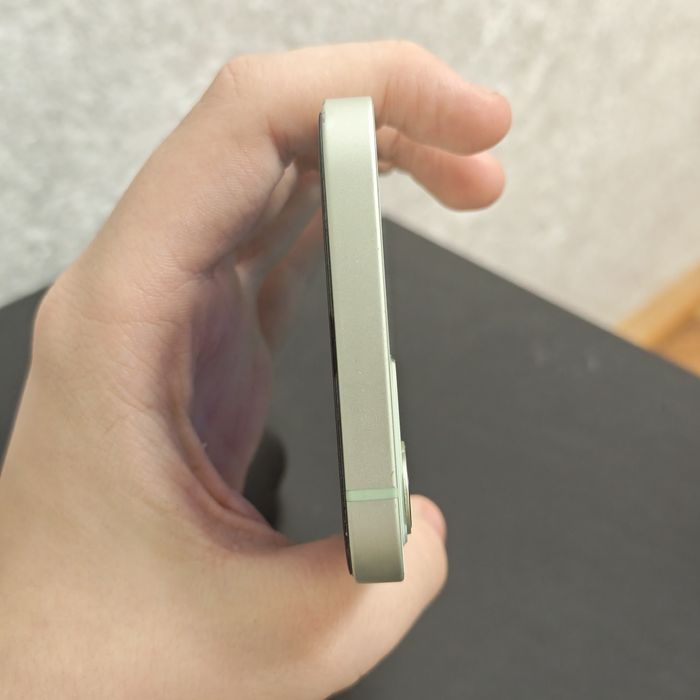 Продам айфон 12 у чудовому стані