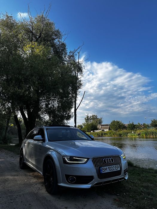 Audi a4b8 allroad 2013 рік 2.0 tfsi