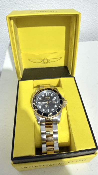 Relógio Invicta Dourado/Preto – Estilo Submariner – Como Novo + Caixa Original