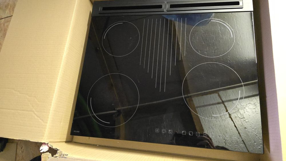 Płyta gazowa pod szkłem