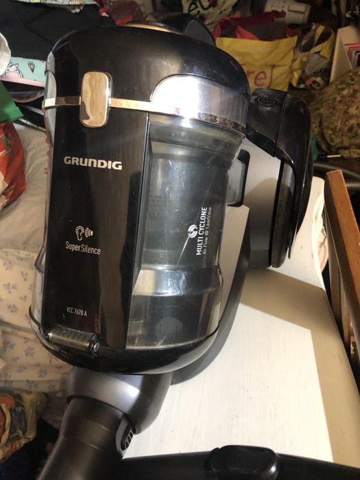 Used vacuum cleaners in good condition with bags