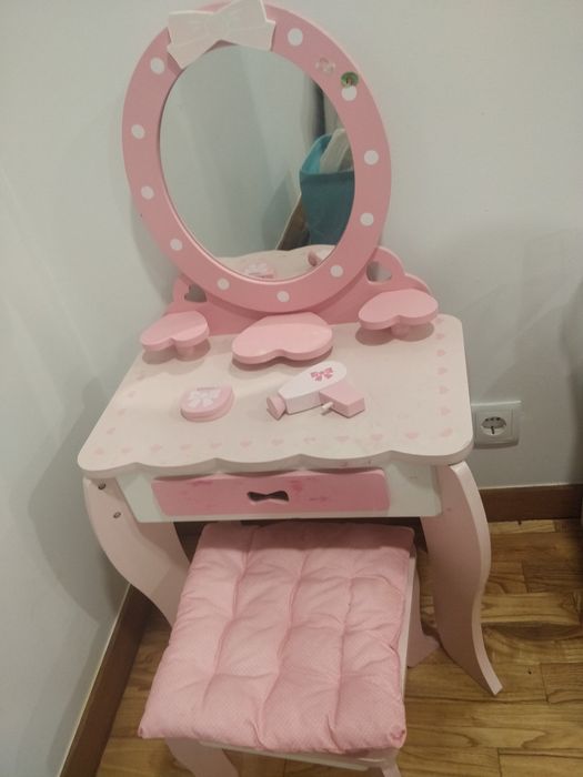 Brinquedos/Móveis infantis