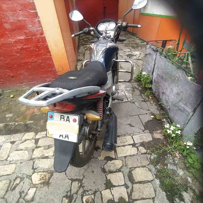 Продам мотоцикл мустанг 150.