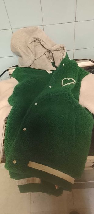 Casaco verde e cinzento