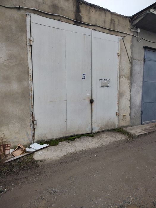 Продам гараж під бус