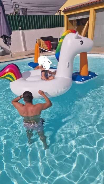 Boia insuflável unicórnio grande
