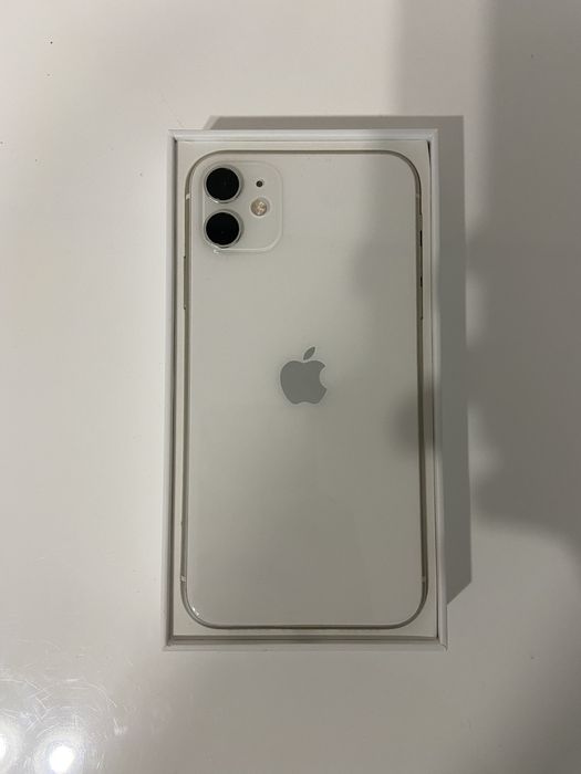 iPhone 11  128 GB