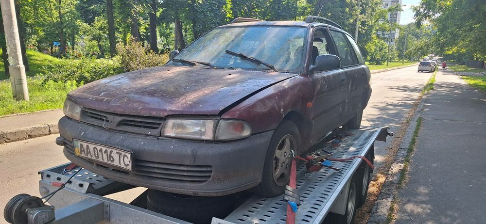 Митсубиши лайнер 5 MITSUBISHI LANCER  стоп фонарь фара