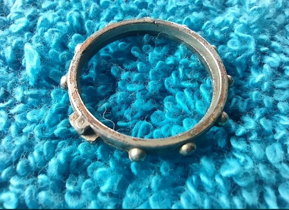 różaniec - obrączka 17 mm - metal wąska 3 mm szer.