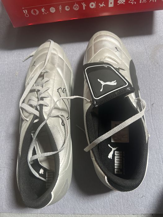 Buty korki Puma rozm. 44,5