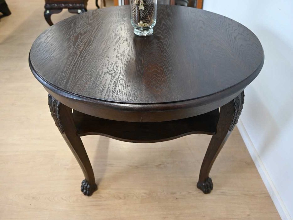 okrągły stolik na lwich łapach 020301