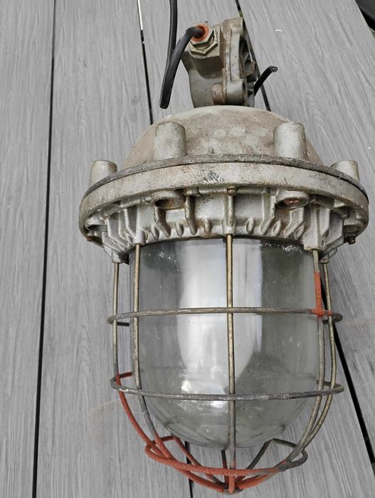 Stara lampa przemysłowa przeciwwybuchowa ZAOS OMP-300