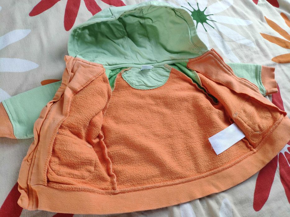 Bluza rozpinana z kapturem